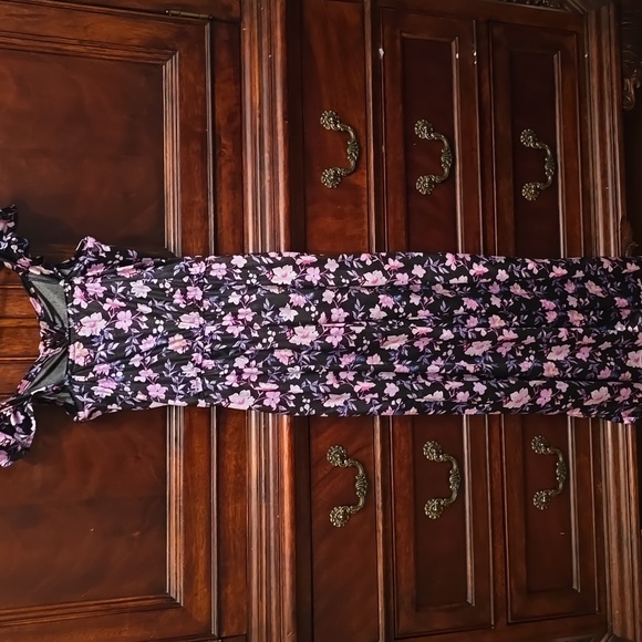 Floral Ruffle Jumpsuit - Picture 4 of 5